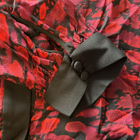 Diana Von Furstenberg Blouse - Picture 6 of 6